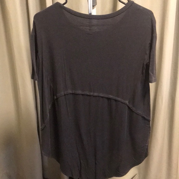American Eagle Soft Grey Tee - Picture 2 of 3